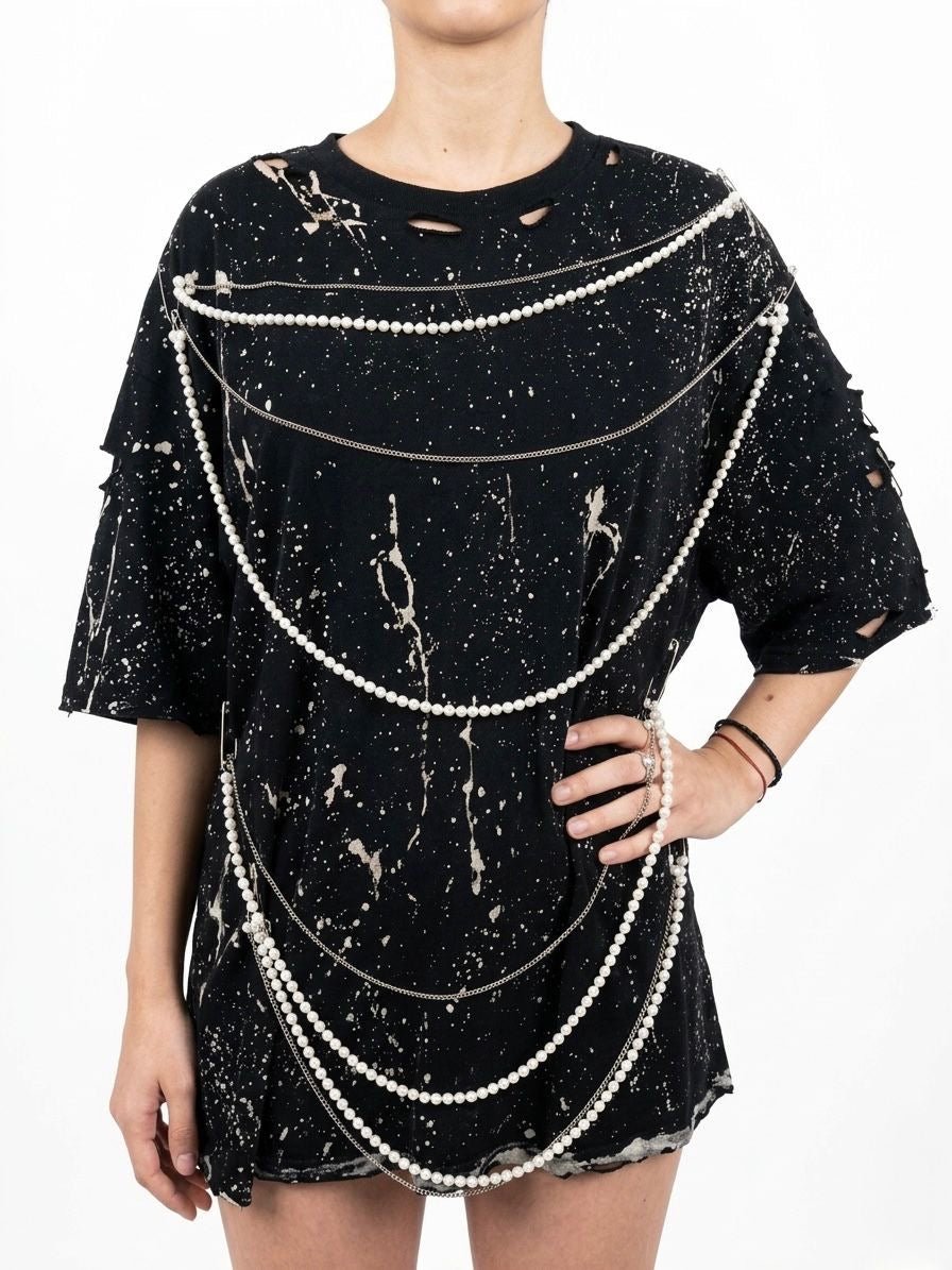 Tricou accesorizat cu perle și lanțuri - Allabout_painting